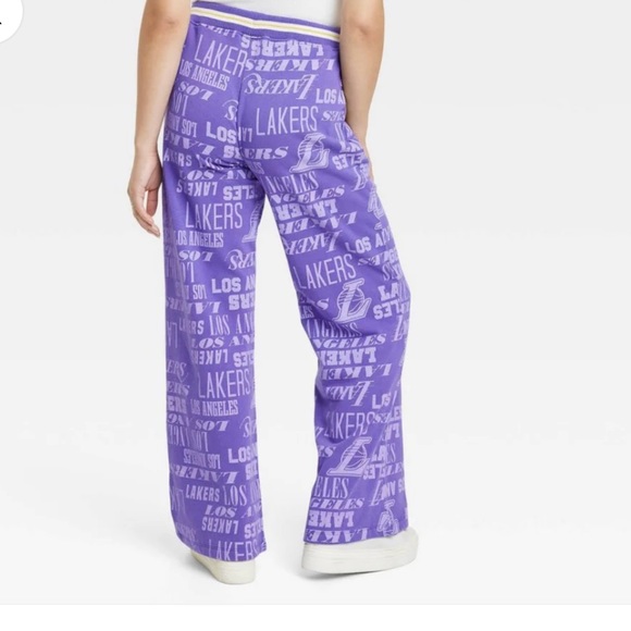 NWT XS NBA wide leg pants - Picture 2 of 7